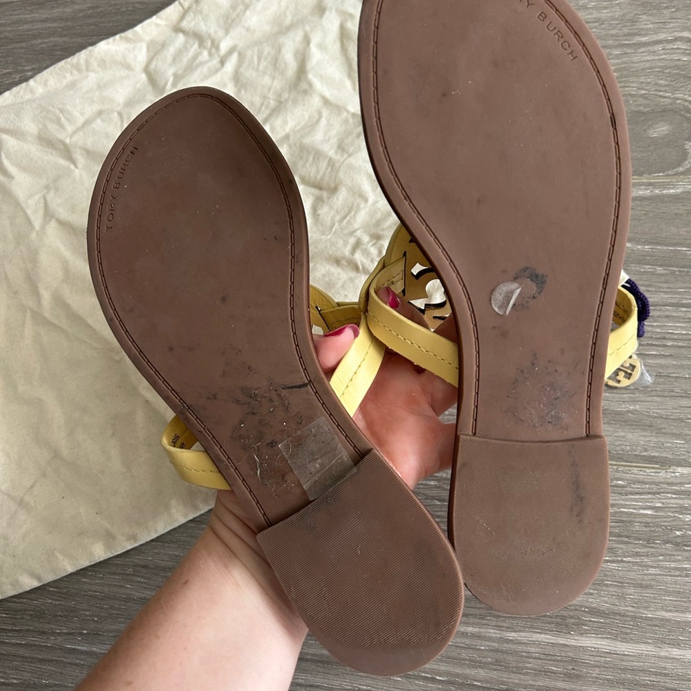 Tory Burch Miller Welt Sandals Banana Yellow Leather Size 7 - Picture 3 of 8